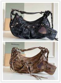 Picture of Balenciaga Lady Handbags _SKUfw124359510fw